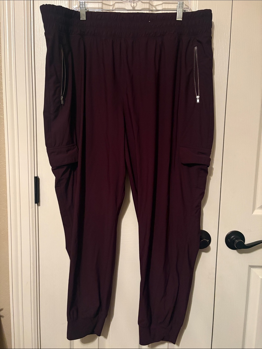 Old Navy SleekTech Joggers - Burgundy